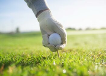 Come comportarsi in un campo da golf: Guida alle buone norme di educazione