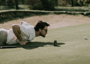 Mariano Di Vaio: la sua passione per il golf rivelata a Golf-Magazine