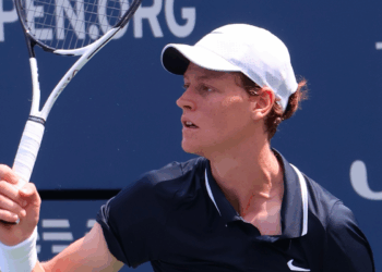 Scelta controversa di Sinner: riaccoglie il preparatore coinvolto nello scandalo doping