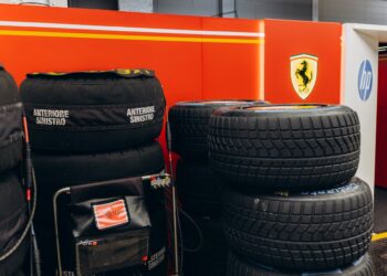 Ferrari, filming day al Mugello: provata la nuova sospensione posteriore sulla SF-25