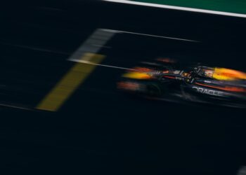 Le parole di Ecclestone su Horner infiammano lo scandalo Red Bull