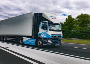 Toyota inaugura la logistica a zero emissioni con camion a celle a combustibile