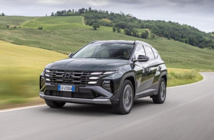 Hyundai TUCSON 2025: il SUV compatto che alza ancora l’asticella tra stile, tecnologia e versatilità