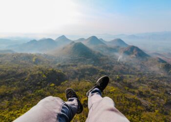 Giro del mondo a piedi: Nicolò Guarrera torna in Italia dopo 5 anni e 29.000 km