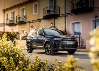 Dacia Bigster: motorizzazioni ibride e bifuel per un SUV efficiente e versatile