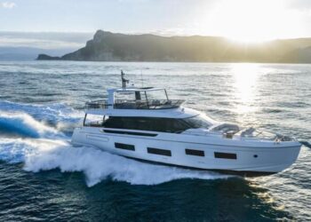Azimut Yachts incanta Cannes: debutto mondiale per tre modelli Grande e la nuova Fly 82