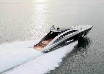 Motori Scania per la nautica: innovazione e sostenibilità al Salone di Genova 2025
