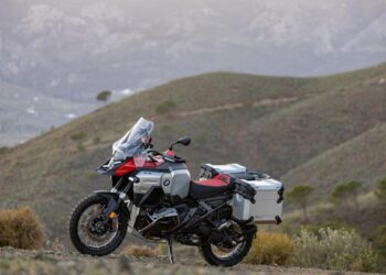 Boxer Week 2025: BMW Motorrad presenta la nuova gamma R 1300
