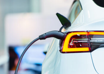 Nuovi incentivi auto elettriche 2025: come ottenere fino a 11.000 euro di Ecobonus