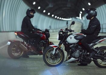 Triumph Trident 800: la nuova naked urbana da 798cc arriva nel 2026