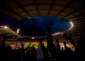 Assurdo in Argentina: arbitro colpito da un martello durante la partita