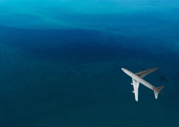 12 metri dalla morte: l’aereo precipita a 500 km/h subito dopo il decollo, ecco perché