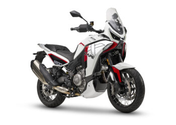 X-Cape 1200: la maxi enduro Moto Morini pensata per chi non si ferma mai