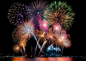 Capodanno a Sydney, folla in attesa sin dal mattino per i fuochi d’artificio sul porto