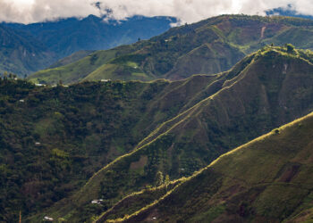 Ritrovato l’aereo disperso in Colombia: morti tutti i 15 passeggeri a bordo