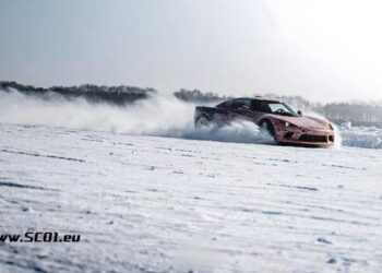 Accelera da 0 a 100 in meno di 3 secondi: scopri la SC01 elettrica made in Italy