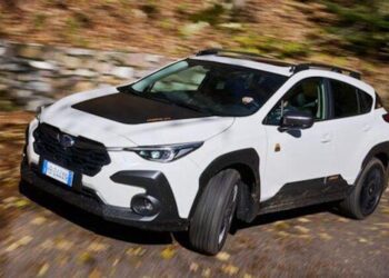 Subaru accelera sull’elettrico: debutto europeo della E-OUTBACK al Brussels Motor Show