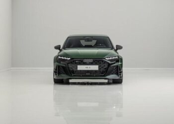 Audi RS 3 competition limited: 400 CV e assetto da pista per la serie celebrativa