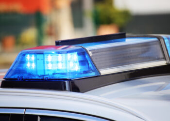 Esplode fuochi d’artificio su un treno: arrestato un 20enne