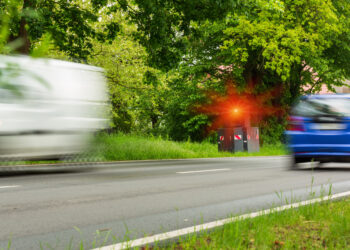 Autovelox non omologati, Cassazione: multe valide se il dispositivo è tarato e controllato