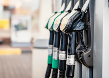 Prezzi benzina e diesel in Europa: dove costano di più e dove di meno