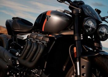 Triumph Motorcycles svela le nuove colorazioni MY27