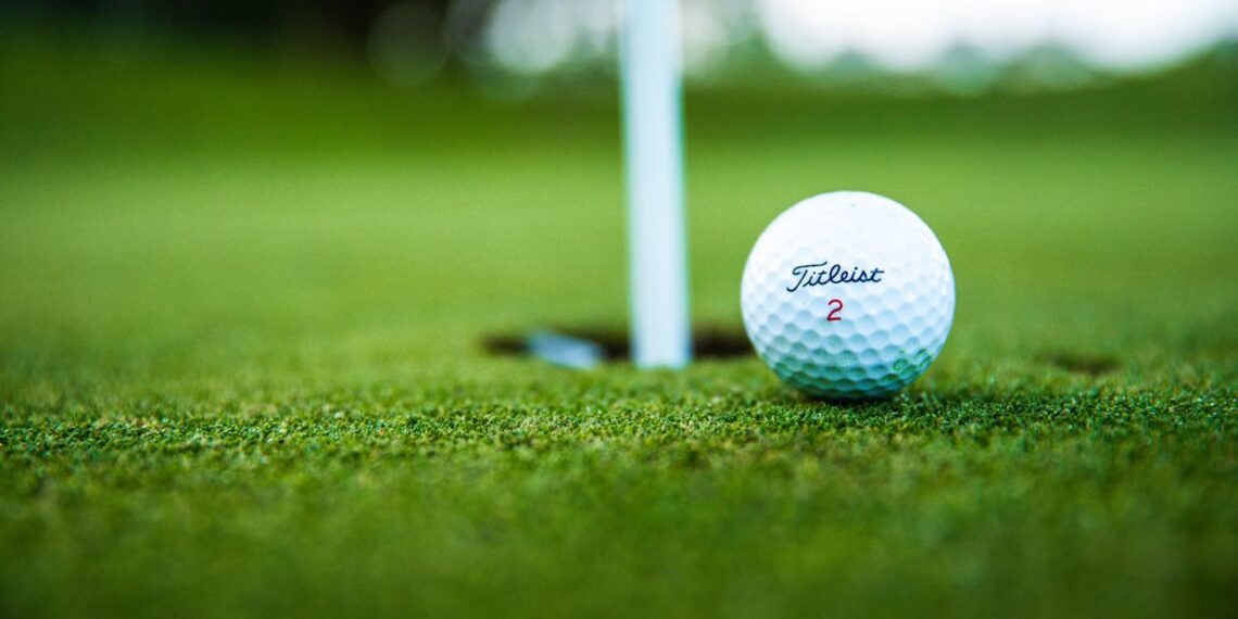 L’errore alla 18 vale oltre 300 mila dollari e sfuma il sogno del primo titolo PGA Tour